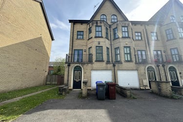 6 bed house, Denison Road, Victoria Park, Manchester, M145LZ - Image 1